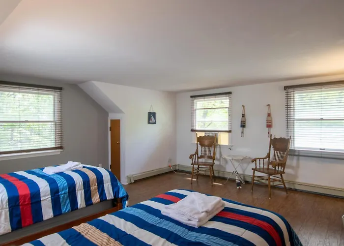 Charming Updated Home In Chatham