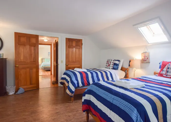 Charming Updated Home In Chatham