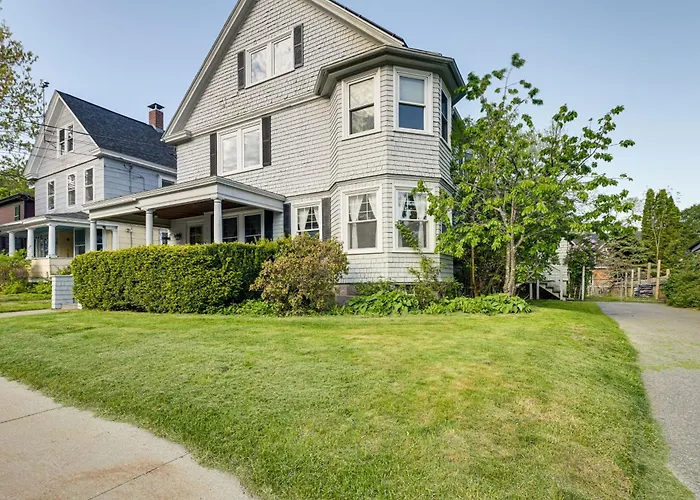 Historic Bar Harbor Home ~ 2 Blocks To Main St!