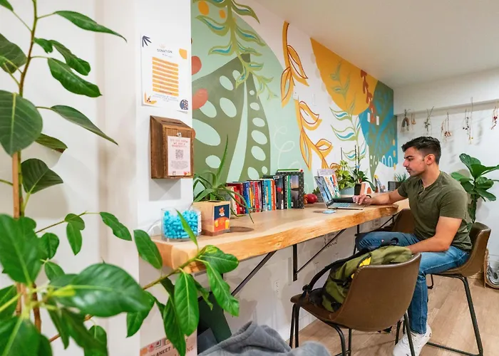 Monterey Hostel