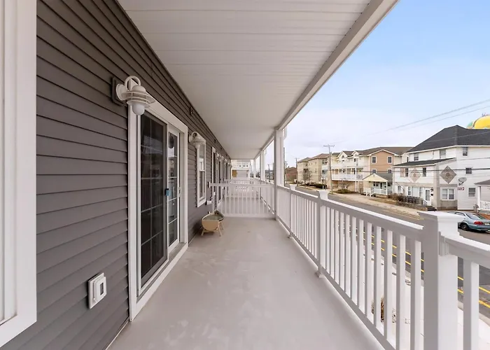 New 3Br Condo With Rooftop Walk To Beach Boardwalk