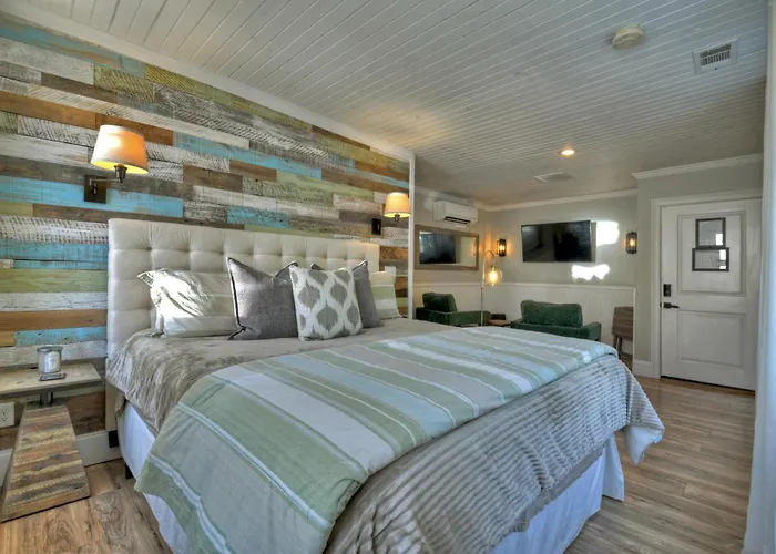The Penthouse Suites In Downtown Blue Ridge - Suite 101