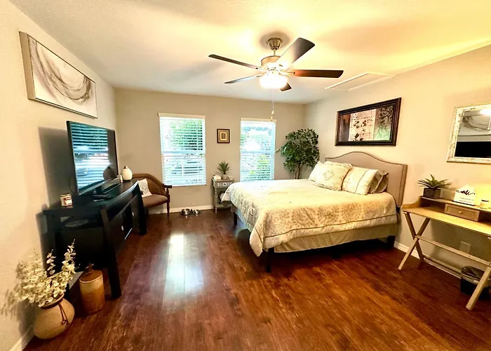 Serenity Gardens Private Guest Suite In Historic Lutz
