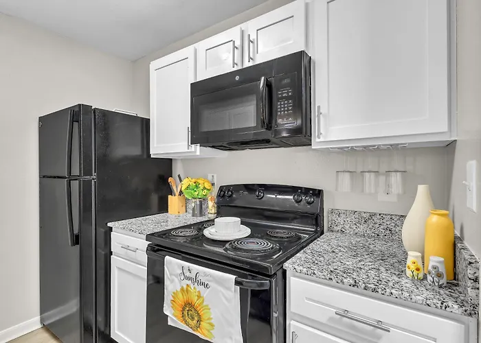 Casa Marigold Atx - Cozy Stay - Near Dt & Airport