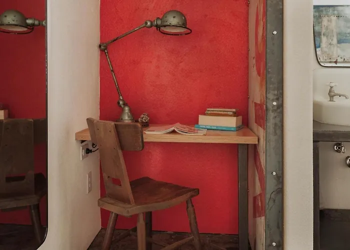 Retreat Suite At Iconic Property