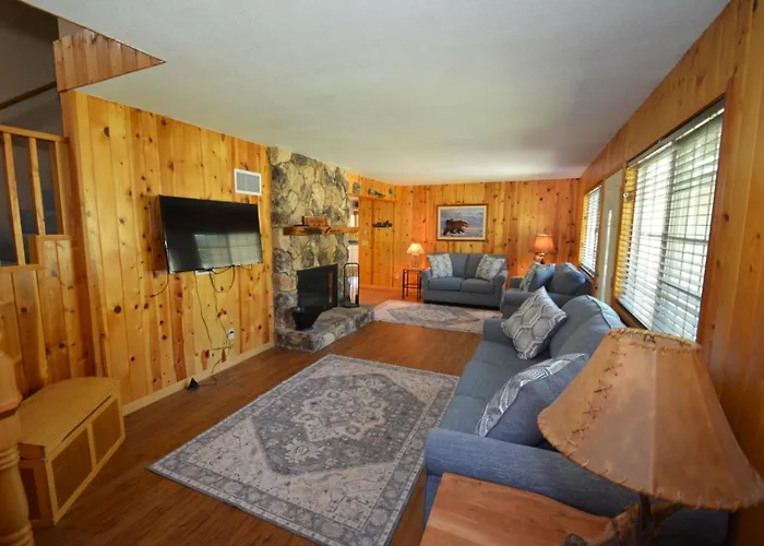 Cozy Cabin