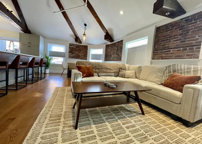 Penhallow Suite Downtown Portsmouth