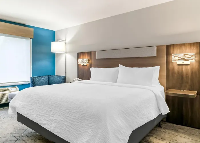 Holiday Inn Express Lapeer By Ihg