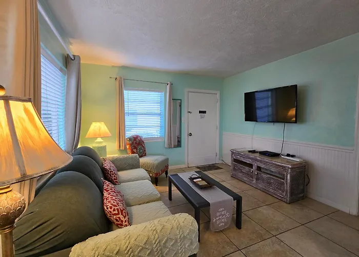 Oceanfront Sea Scape Motel