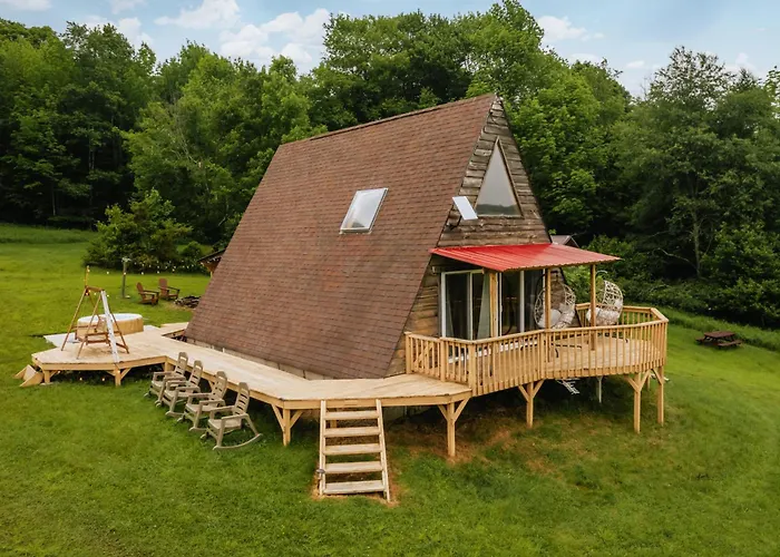 25-Acre Private Retreat W Utv, Hot Tub, Fire Pit, Trails & Stunning Views