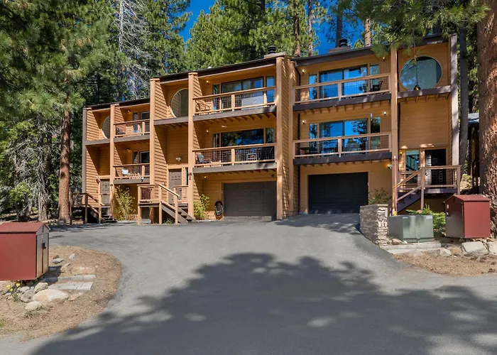 Mountain Getaway - Lake Tahoe - Incline Village - Private Garage