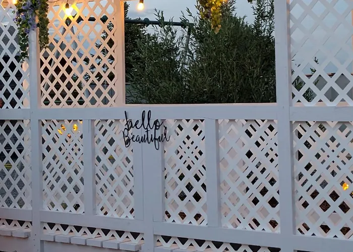 Granny Zola'S Hideaway Bed & Breakfast