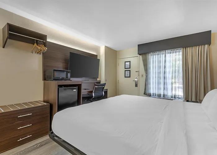 Best Western Salisbury Plaza