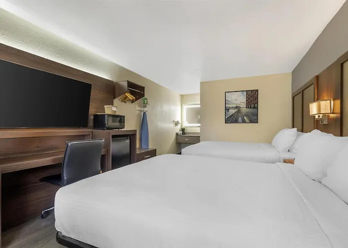 Best Western Salisbury Plaza