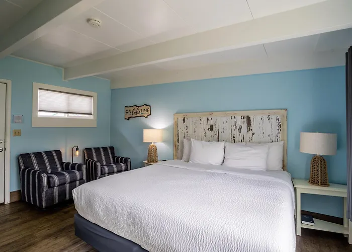 Beachfront Inn