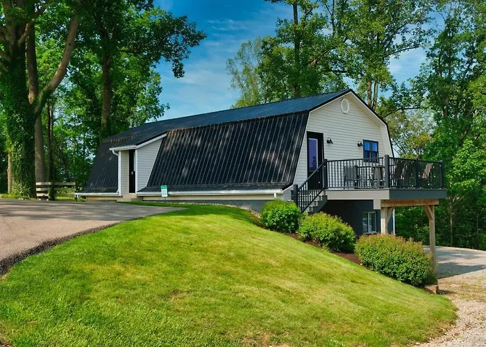 The Barn At Sharp Run-Modern Barn In The Heart Of Amish Country