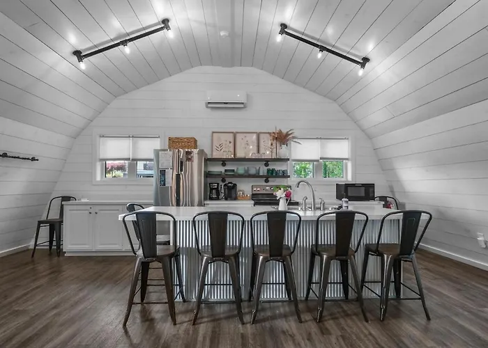The Barn At Sharp Run-Modern Barn In The Heart Of Amish Country