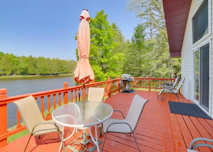 Escanaba River Getaway: Fish, Hike & Ski!