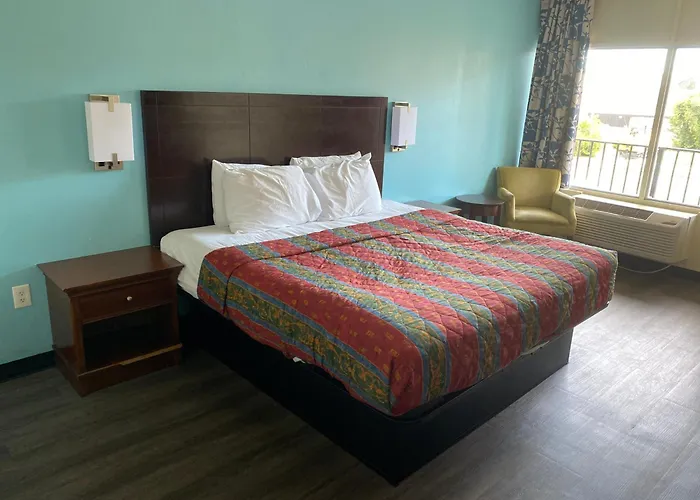Havelock Inn & Suites