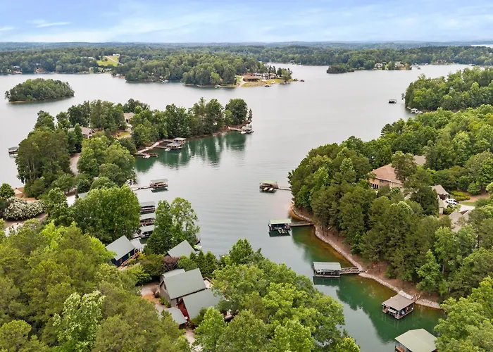 Lakefront Keowee Home W/ Dock, 14 Mi To Clemson