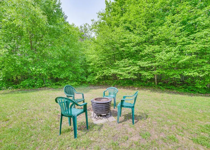 Michigan Retreat On 10 Acres: Hike, Fish & Explore