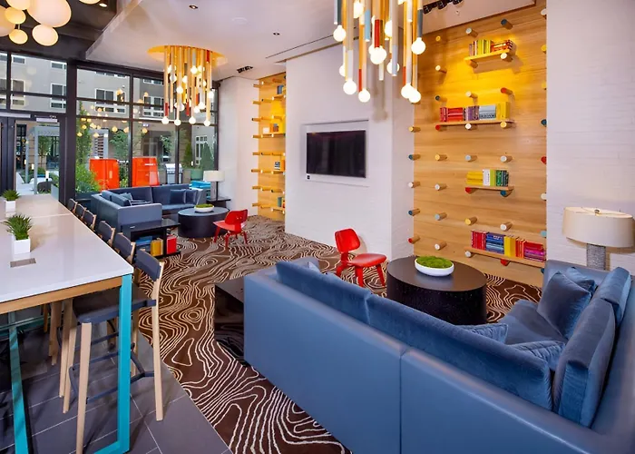 Amazing Apartment With Easy Access To The Metro