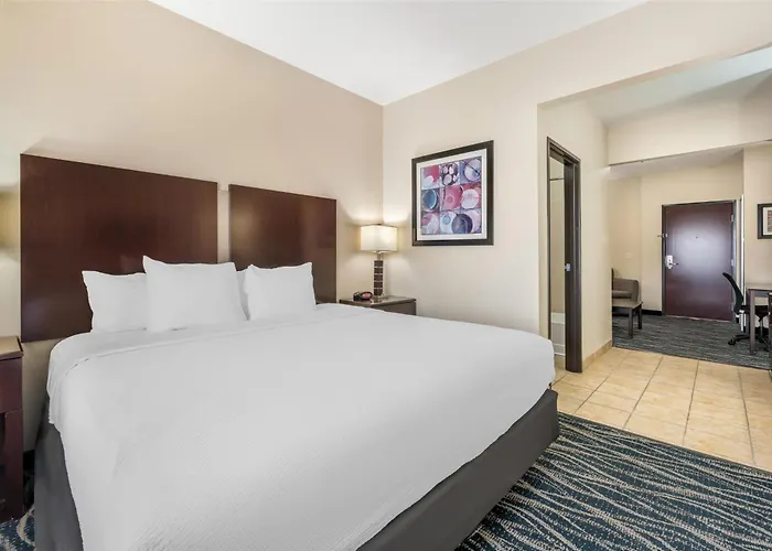 Best Western Plus Eastgate Inn&Suites