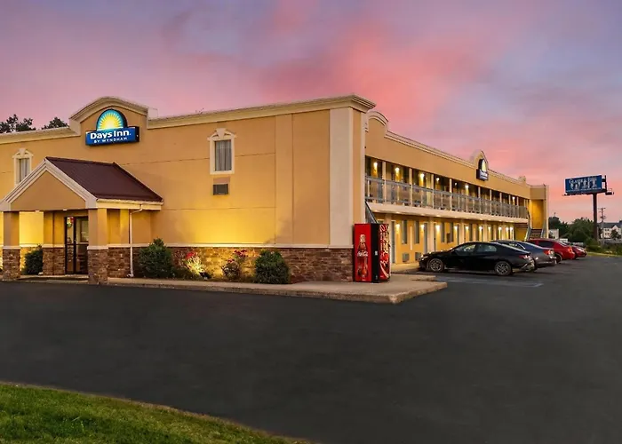 Days Inn By Wyndham Fort Wayne