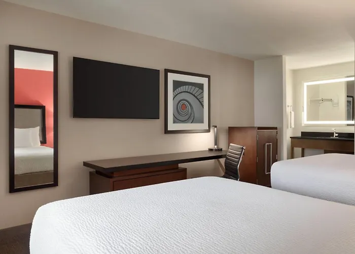 Ramada By Wyndham Del Rio