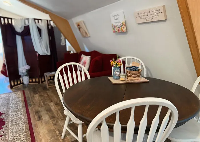 A Cozy Loft In Templeton