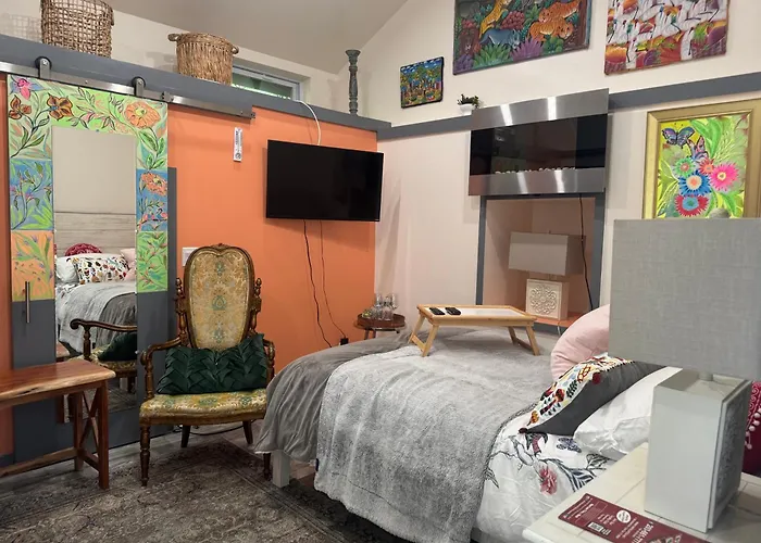 California Guest House