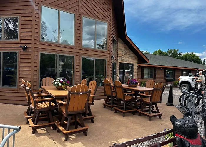 Boulder Bear Motor Lodge