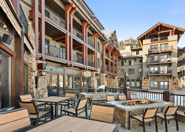 The Ritz-Carlton Club, Two-Bedroom Residence Float 4, Ski-In & Ski-Out Resort In Aspen Highlands