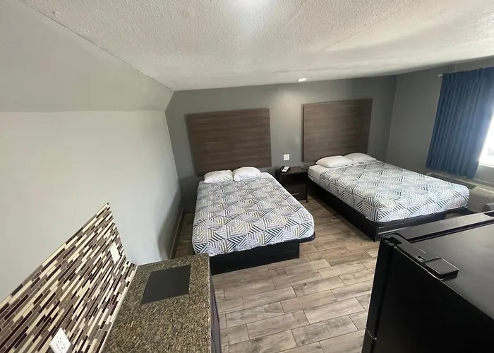Gateway Motor Inn
