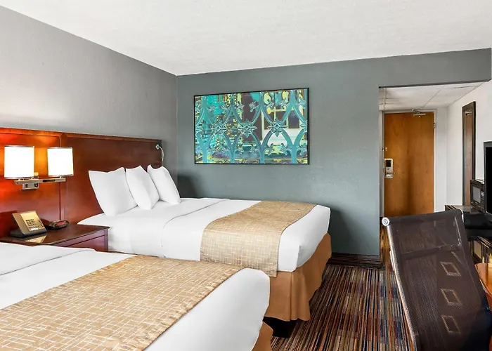 Travelodge By Wyndham Bloomington
