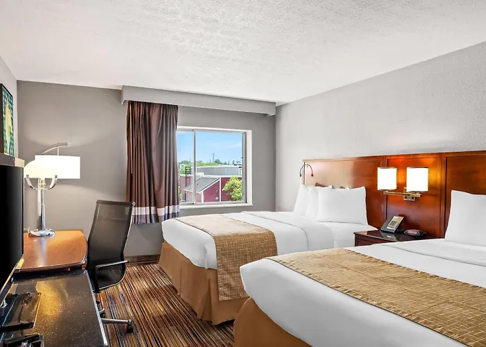 Travelodge By Wyndham Bloomington
