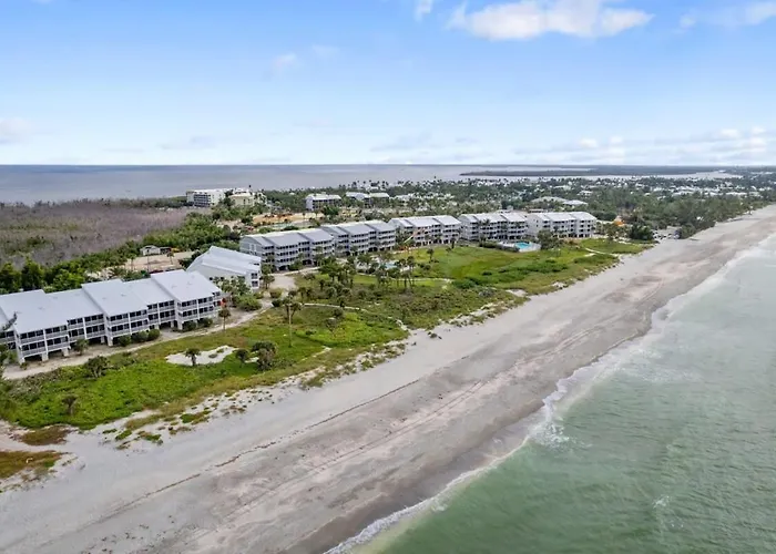 2004 Beach Villa - Captiva Two Bedroom Premier Beachfront Residence