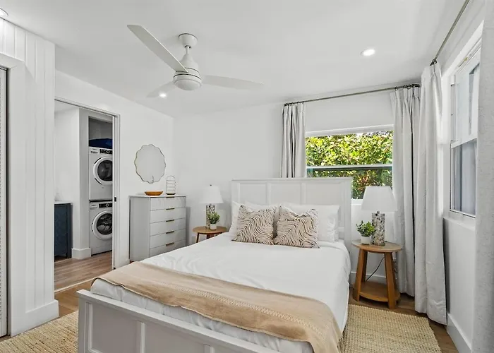 Sleeps 11 Walk To Atlantic Pool W Sun Deck