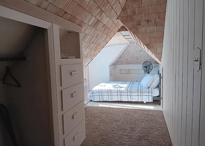 Pelican Point - Private Retreat