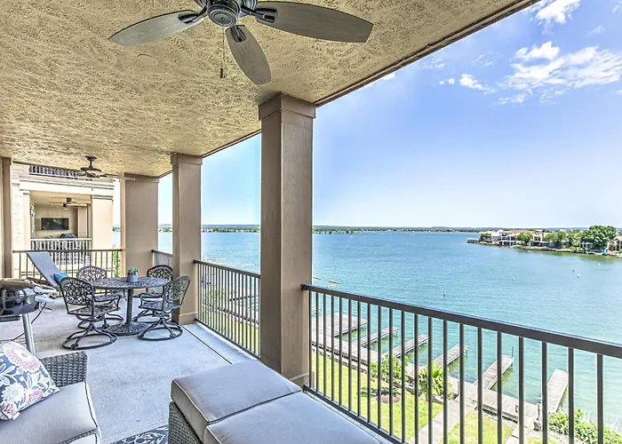 Waterfront Condo On Lake Lbj With Pool & Views