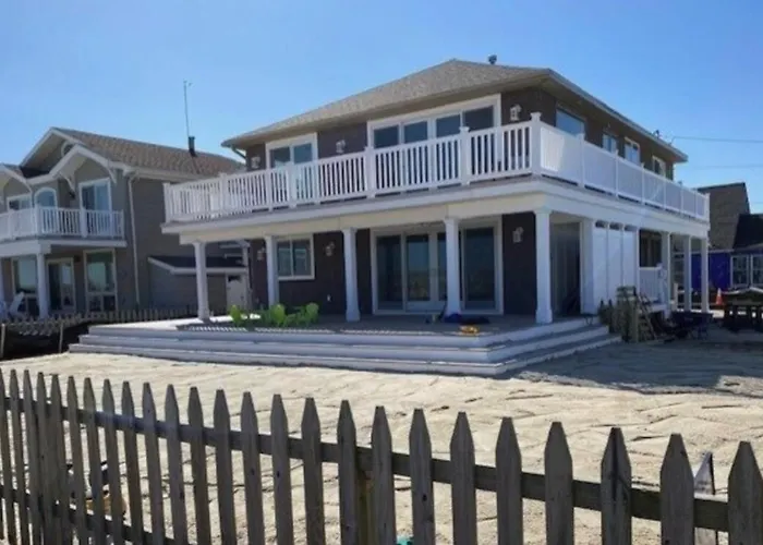 Ocean Avenue Oasis