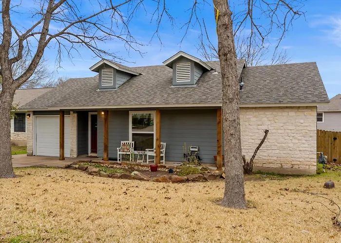 Family Friendly Home In South Austin