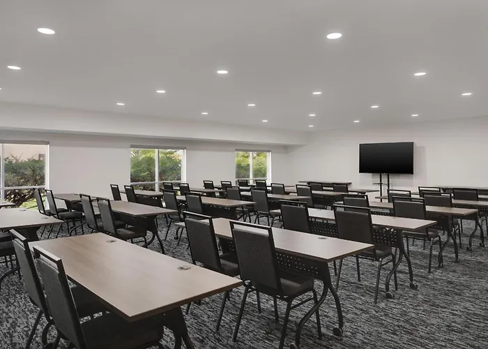 Fairfield Inn & Suites Naperville/Aurora