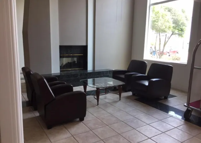 Studio 6 Burleson