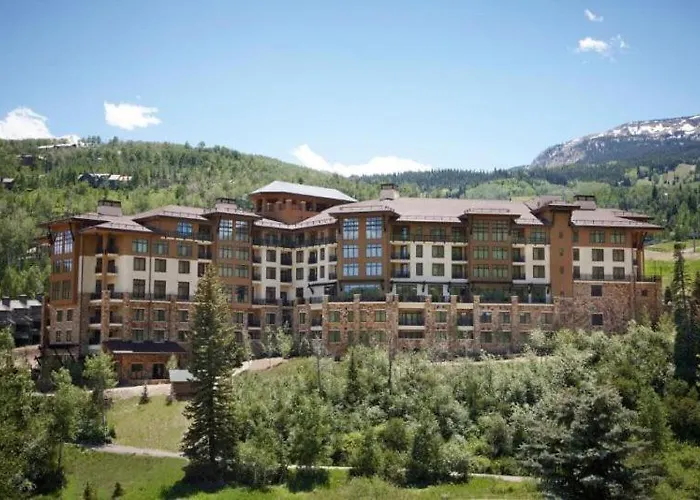 Modern, Luxury Ski-In, Ski-Out Snowmass Village 2 Bedroom Residence