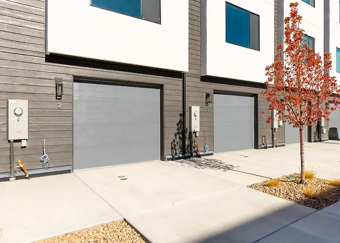New Townhome-River Trail-Las Colonias-Dtown Gj! No Xtra Fees!