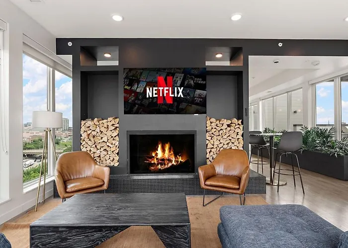 W517 Stylish 1Bd In Heart Of Minneapolis, Minutes From Minneapolis Convention Center & Us Bank Arena