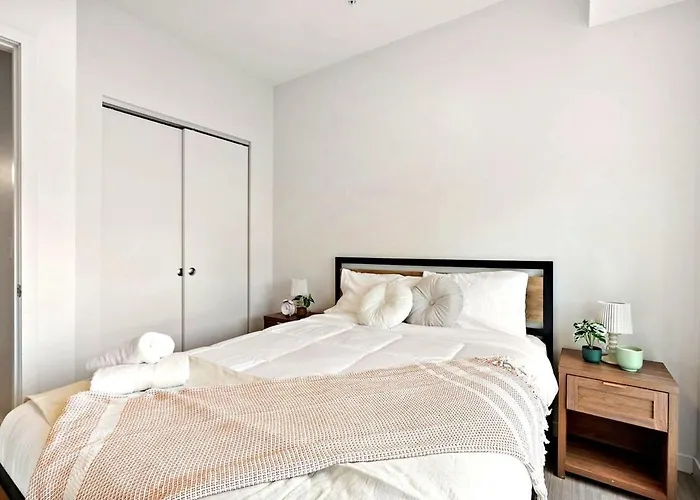 E501 Spacious & Stylish 2Bedroom Condo In Downtown Minneapolis, Minutes From Minneapolis Convention Center & Us Bank Arena