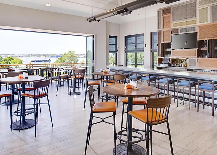 Hilton Garden Inn Providence Waterfront
