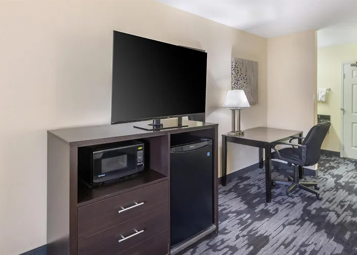 Best Western Parkside Inn